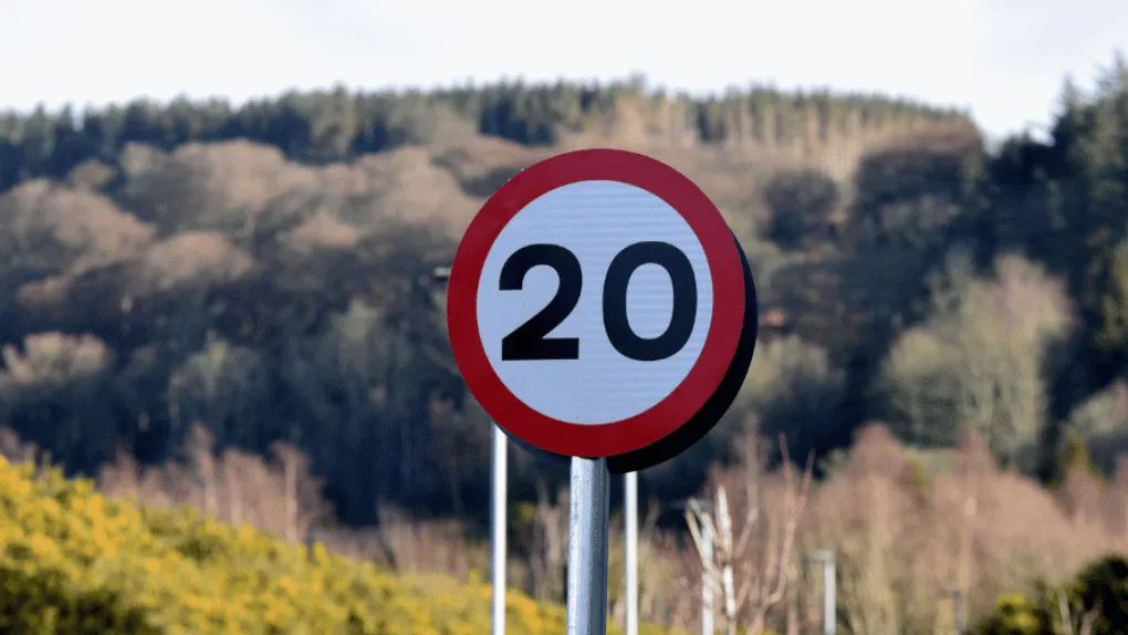 A 20mph road sign